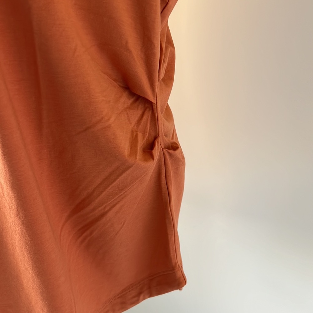 NWT Athleta Outbound V Neck Tee - Picture 6 of 10